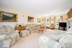 Sitting Room- click for photo gallery